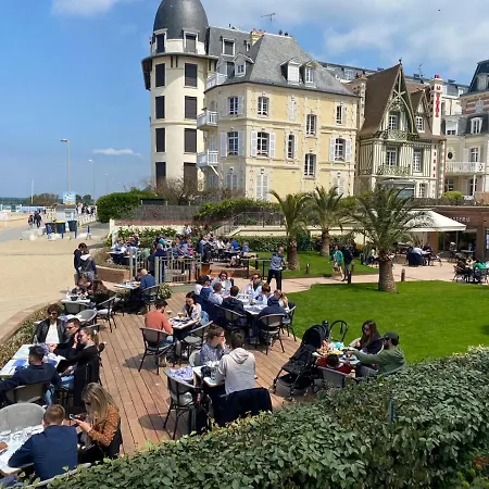 Pavillon De La Apartment